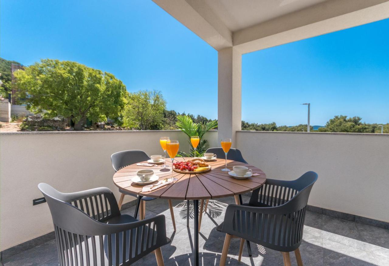 Marilu Luxury Apartments Драге Экстерьер фото